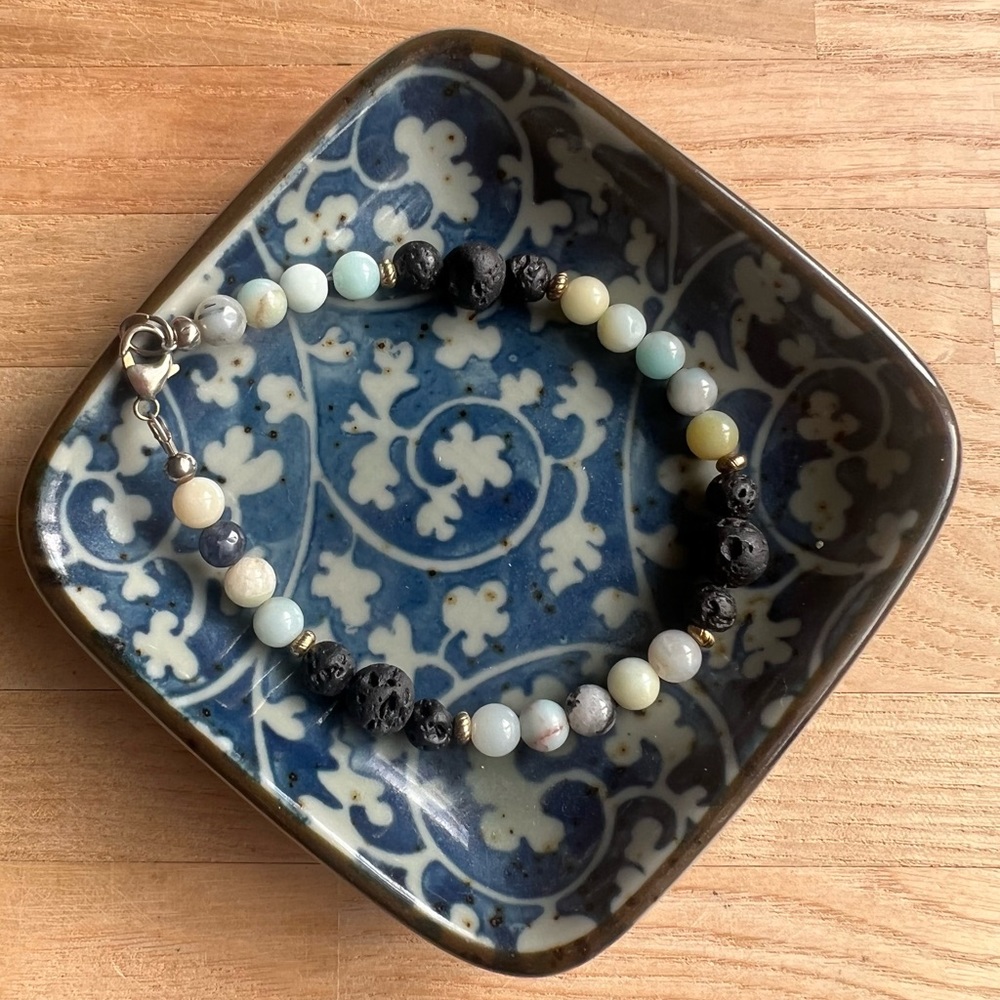 Multi gemstone beaded bracelet diffuser - Picture 7 of 7